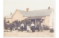 W. R. Harmon House near St. Paul, circa 1911 (021-020-046)